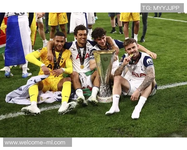 布伦南约翰逊热刺百场里程碑庆祝海报在社交媒体发布 布伦南约翰逊热刺百场里程碑庆祝海报在社交媒体发布