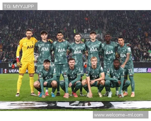 穆阿尼现身热刺训练场约翰逊乌多吉缺席引关注